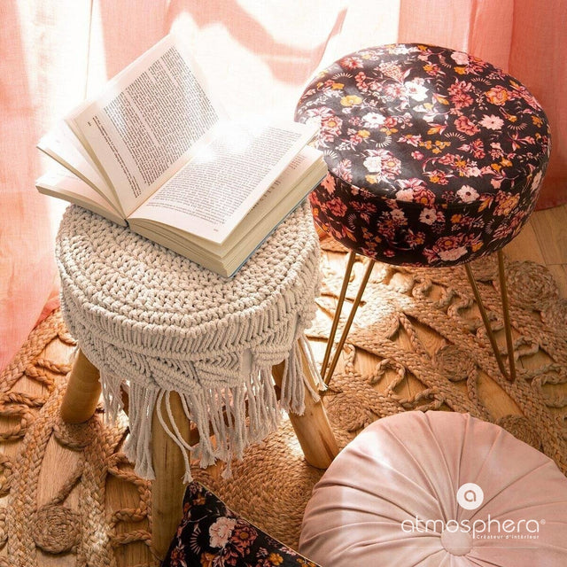 stołek boho z siedziskiem pokrytym makramą, wys.42 cm